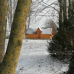 La Gare De Lurey Conflans Et Hebergements Insolites En Champagne Lüks kamp alanı