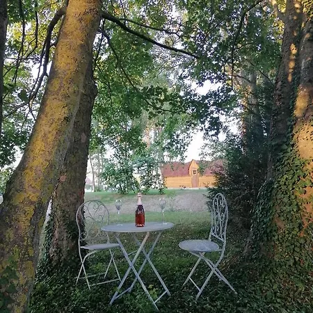 Luxury tent La Gare De Lurey Conflans Et Hebergements Insolites En Champagne *