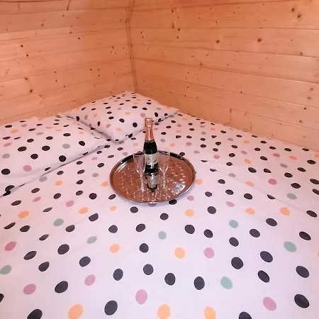 Tente de luxe Les De La Gare De Lurey Conflans