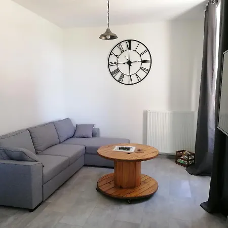 Luxury tent La Gare De Lurey Conflans Et Hebergements Insolites En Champagne