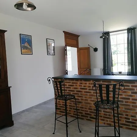 Luxury tent La Gare De Lurey Conflans Et Hebergements Insolites En Champagne Esclavolles-Lurey