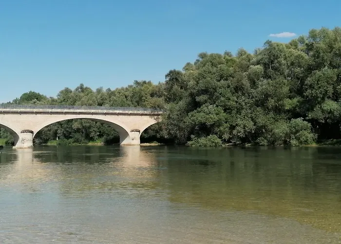 Luxury tent La Gare De Lurey Conflans Et Hebergements Insolites En Champagne