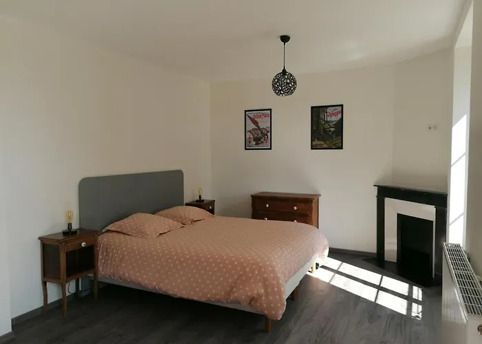 La Gare De Lurey Conflans Et Hebergements Insolites En Champagne Esclavolles-Lurey